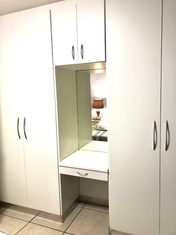 Hightide Apartment 阿曼济姆托蒂 外观 照片